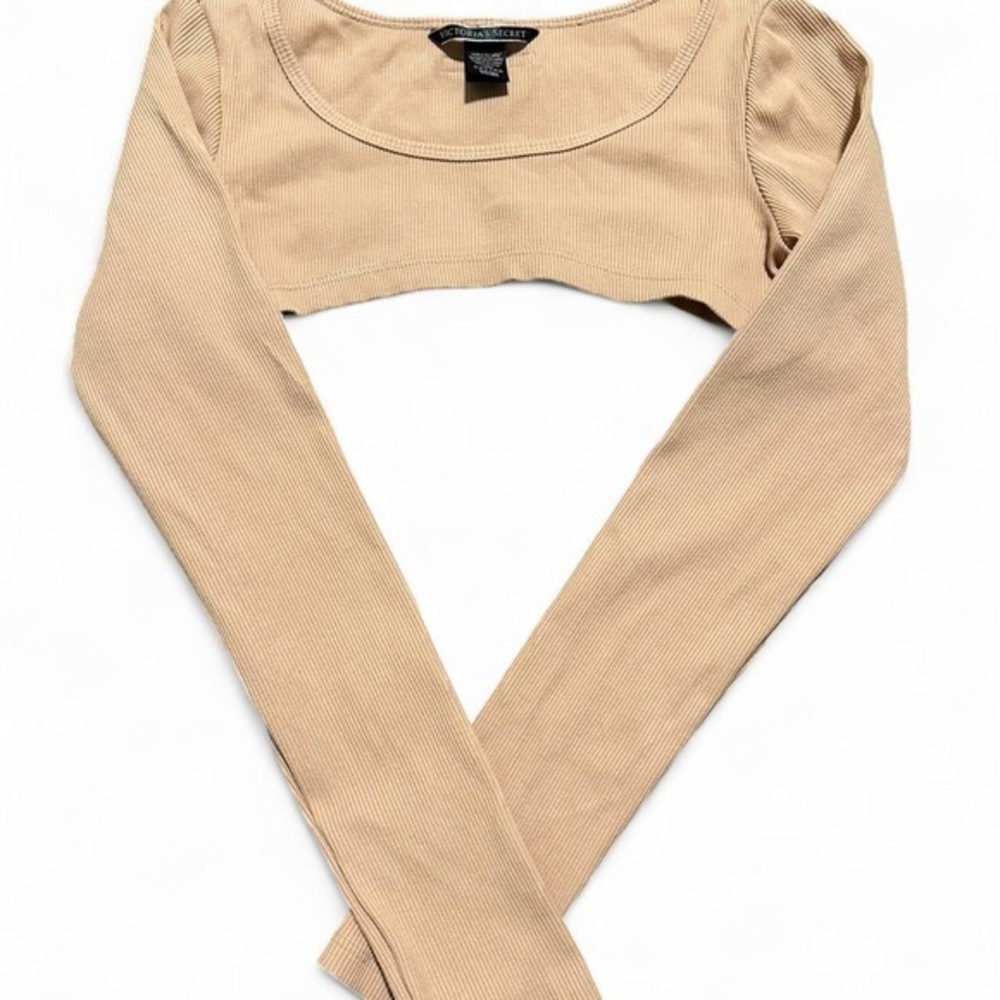 Victoria’s Secret bolera top in soft pink